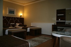 Nysa Hotel