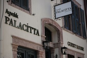 Ayvalik Palacitta Guesthouse