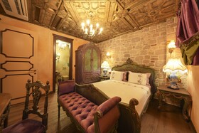 Naz Su Hotel