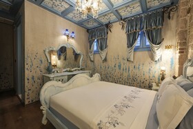 Naz Su Hotel