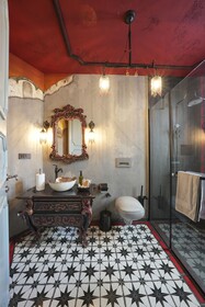 Naz Su Hotel