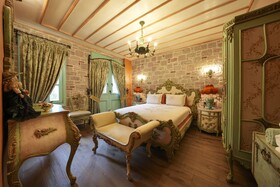 Naz Su Hotel