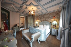 Naz Su Hotel