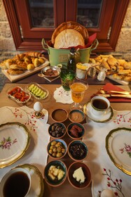 Naz Su Hotel