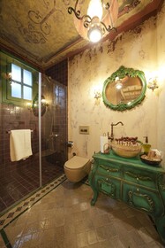 Naz Su Hotel