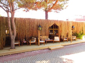 Assos Hunters Hotel
