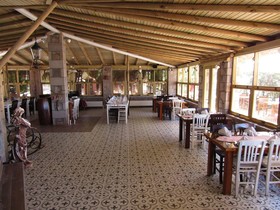 Assos Hunters Hotel