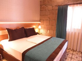 Assos Hunters Hotel
