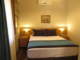 Assos Hunters Hotel