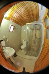 Assos Hunters Hotel