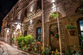 Assos Kervansaray