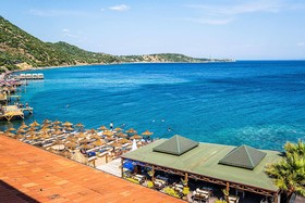 Assos Kervansaray