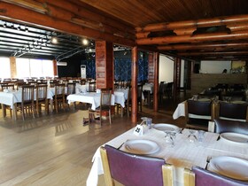 Lal Otel Restaurant