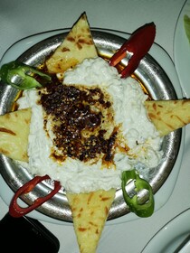 Lal Otel Restaurant
