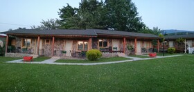 Lal Otel Restaurant