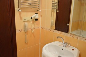 Remay Hotel
