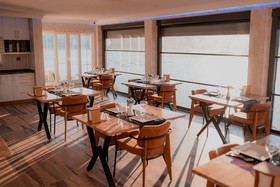 Dolphin Boutique Hotel