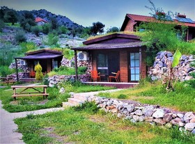 Milyos Hobbit Hotel