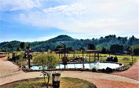 Milyos Hobbit Hotel