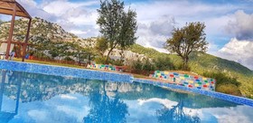 Milyos Hobbit Hotel