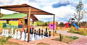 Milyos Hobbit Hotel
