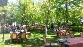 Muhtarin Yeri Et Restoran & Otel