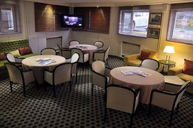 Adapalas Hotel