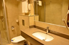 Adranos Hotel