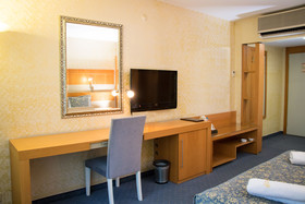 Burcman Hotel