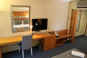 Burcman Hotel