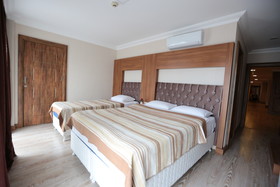 Bursa Palas
