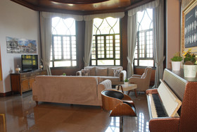 Celik Palace