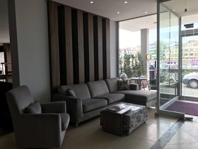 Hande Hotel