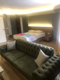 H&M Residence