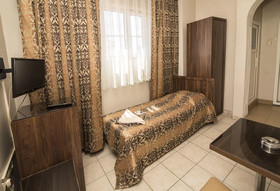 Hotel Ferah