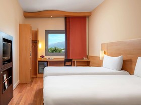 ibis Bursa