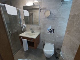 Lotus Park Hotel