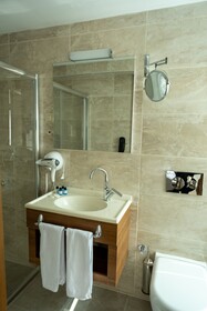 Lotus Park Hotel