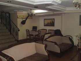 Oz Cakir Hotel