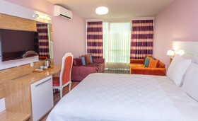 Tok Epik Hotel