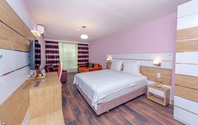 Tok Epik Hotel