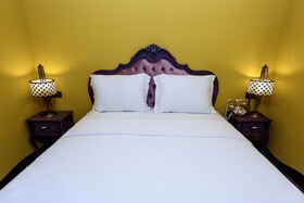 Tok Epik Hotel