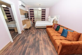Tok Epik Hotel