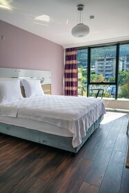 Tok Epik Hotel