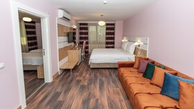Tok Epik Hotel
