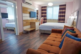 Tok Epik Hotel
