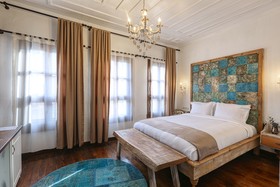 Trilye Bay C Konak