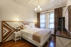 Trilye Bay C Konak