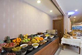 Tugcu Hotel Select