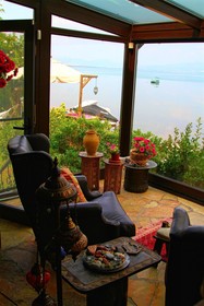 Villa Lake Paradise